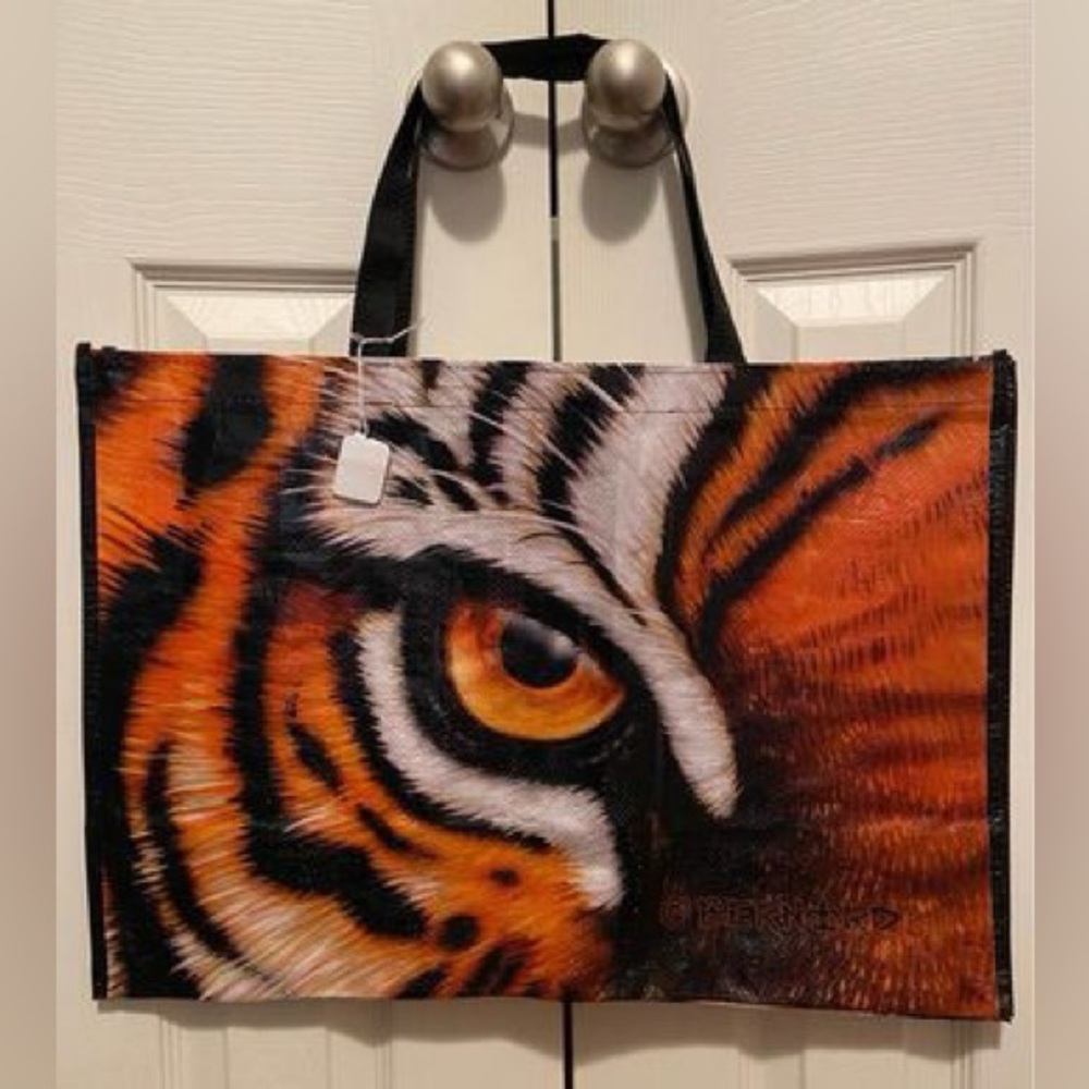 Eye of the Tiger carry all tote